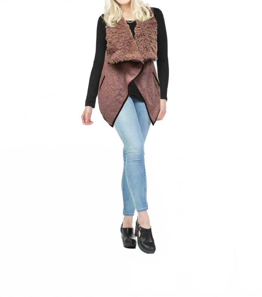 NEW PAPILLON boucle vest with soft fuzzy drapy collar in rose